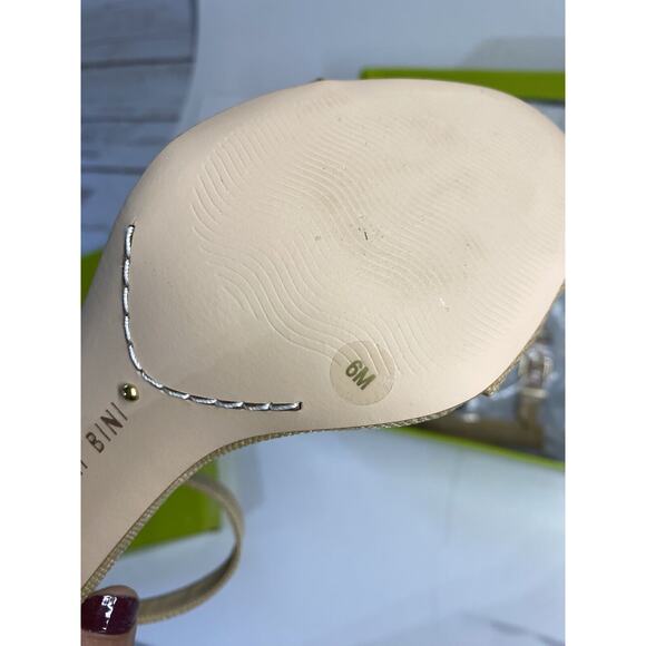 ((NEW)) Gianni Bini "Joenahtwo" Natural Straw Summer Beach Heels Size 6M Fruit - Picture 8 of 10